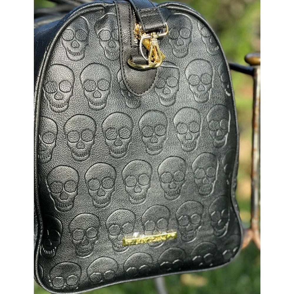 NWT RARE Betsy Johnson Skull
Weekender Duffle - Picture 5 of 7